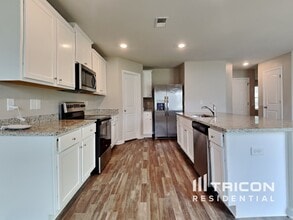 729 Crackling Ct in Zebulon, NC - Building Photo - Building Photo
