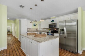 2980 Harpoon Ln in Saint James City, FL - Building Photo - Building Photo