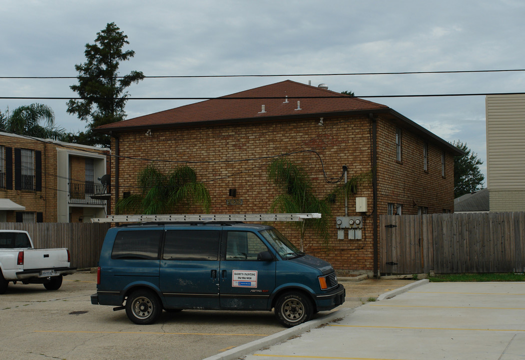 2836 Harvard Ave in Metairie, LA - Building Photo