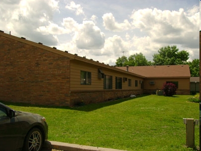 Winsted Park Apartments in Winsted, MN - Building Photo - Building Photo