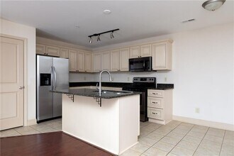 804 Madison Ln S E in Smyrna, GA - Building Photo - Building Photo