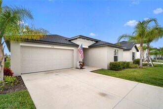 17741 Paradiso Wy in North Fort Myers, FL - Building Photo - Building Photo
