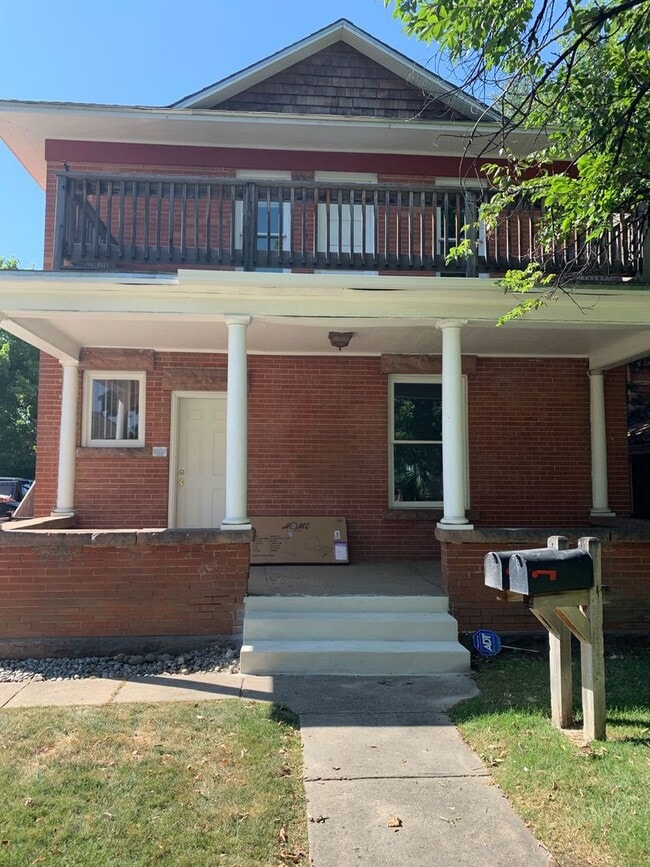 property at 2110 Grove Cir W