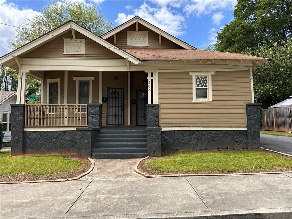 369 Dargan Pl SW in Atlanta, GA - Building Photo