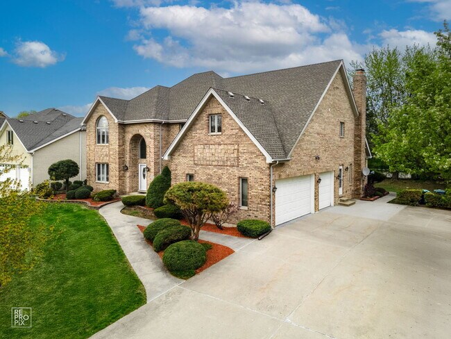 401 Jason Ln in Schaumburg, IL - Building Photo - Building Photo