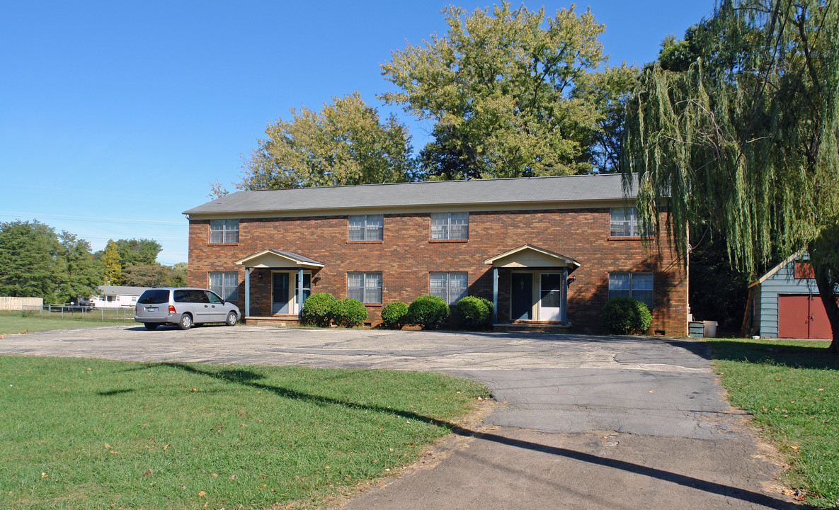 810 Teaberry Ln in Knoxville, TN - Building Photo