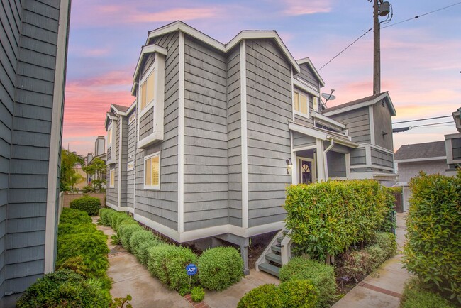 property at 216 16th Pl