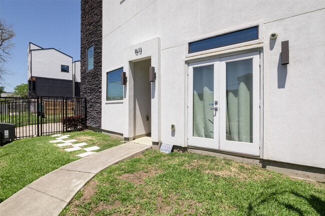 property at 1613 Wheeler Ave