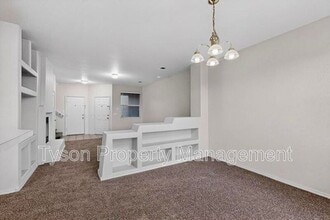 6520 Los Pueblos Pl NW in Albuquerque, NM - Building Photo - Building Photo