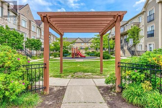 2891-2891 Rio Ct in Mississauga, ON - Building Photo - Building Photo