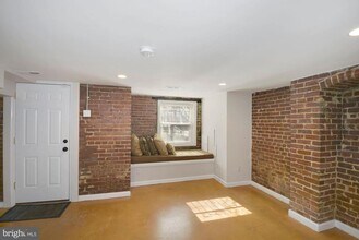 2721 Ontario Rd NW in Washington, DC - Building Photo - Building Photo