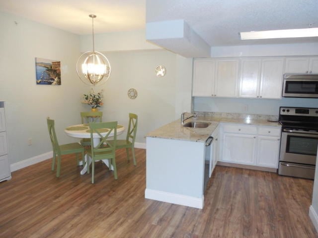 3022 Alcazar Pl in Palm Beach Gardens, FL - Building Photo - Building Photo