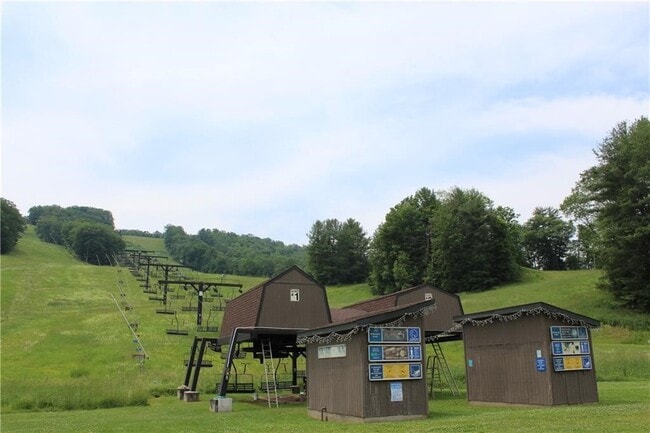 property at 10329 Briar Hill Rd