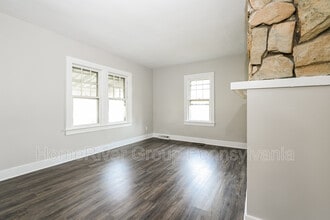 104 Jordan St in Bethel Park, PA - Building Photo - Building Photo