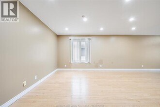 2704 Cappelletto Rd in Windsor, ON - Building Photo - Building Photo
