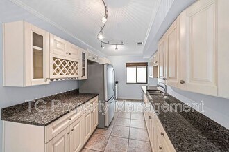 121 13th Ave S in Jacksonville Beach, FL - Building Photo - Building Photo