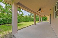 1267 Skylark Dr in Weston, FL - Building Photo - Building Photo