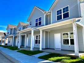 715 Joshua St in Columbia, TN - Building Photo