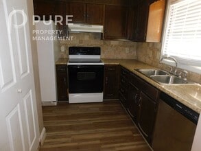 755 Cahaba Manor Trail in Pelham, AL - Building Photo - Building Photo