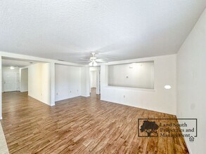 7509 Hunters Greene Cir in Lakeland, FL - Building Photo - Building Photo