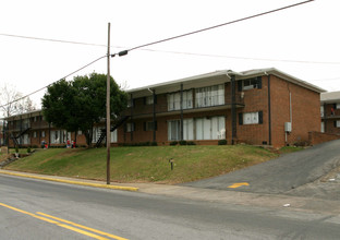 King Cabana Apartments in Hapeville, GA - Building Photo - Building Photo