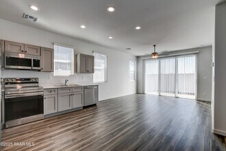 175 N Village Way in Prescott Valley, AZ - Building Photo - Building Photo