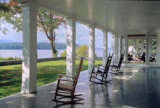7 Steamboat Dock Ln in Barrytown, NY - Building Photo - Building Photo