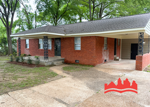 Spacious 3-Bedroom, 1-Bath Home for Rent! in Memphis, TN - Building Photo - Building Photo