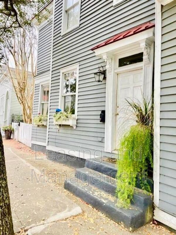 25 Chapel St in Charleston, SC - Building Photo - Building Photo