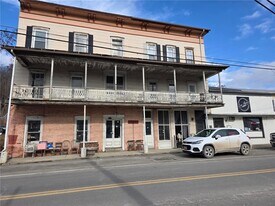 11 W Front St in Addison, NY - Building Photo