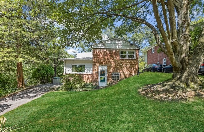 property at 7506 Dundalk Rd