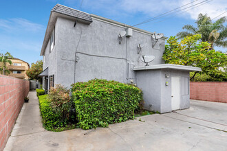 1600 Stanley Ave in Long Beach, CA - Building Photo - Building Photo