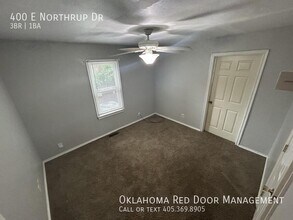 400 E Northrup Dr in Midwest City, OK - Building Photo - Building Photo