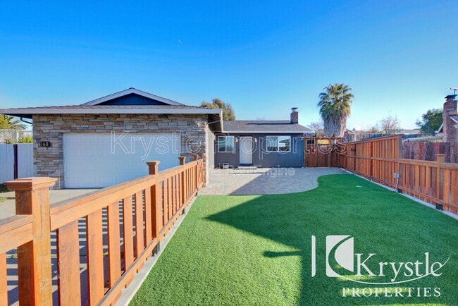 160 Chapman Ct in Vallejo, CA - Building Photo - Building Photo