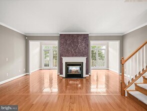 10502 Chancery Ct in Fairfax, VA - Building Photo - Building Photo