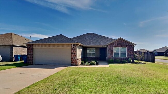 332 Blue Dr in Newcastle, OK - Building Photo - Building Photo