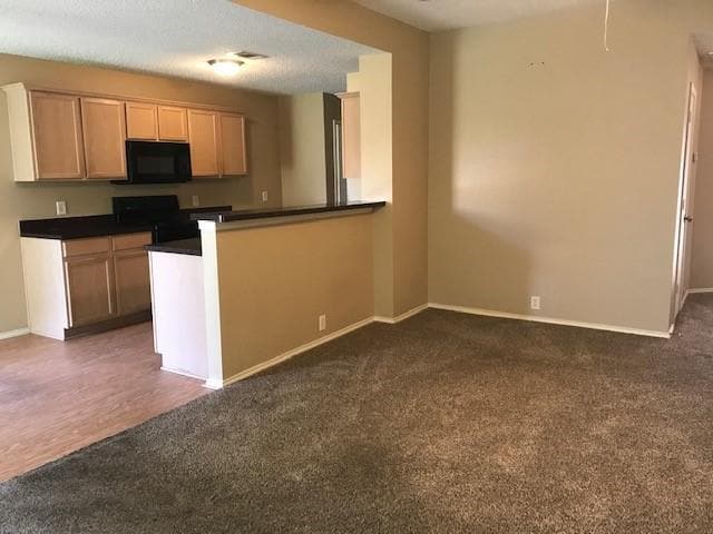 220 Pinecrest Dr in Seagoville, TX - Building Photo - Building Photo