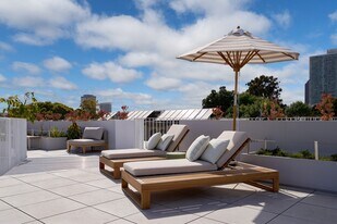 Comma Barrington Co-Living in Los Angeles, CA - Building Photo