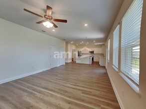 3715 Ctr Cv Ln in Apopka, FL - Foto de edificio - Building Photo