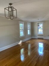 92 Clove Rd in New Rochelle, NY - Building Photo - Building Photo