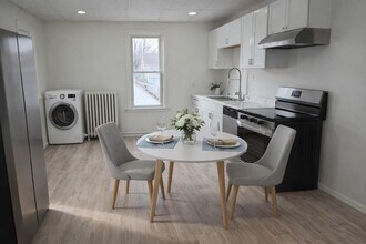 1106 Becker Ave SW in Willmar, MN - Building Photo - Building Photo