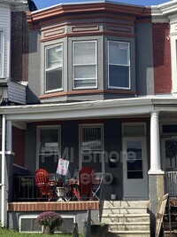 2216 Poplar Grove St in Baltimore, MD - Foto de edificio - Building Photo