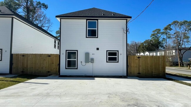 property at 6011 Wedgefield St