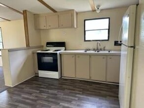 92 Cooks Park Dr in Ferrum, VA - Building Photo - Building Photo