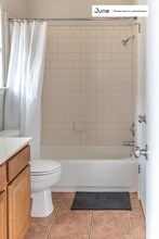 Room in Shared 5 bed/2 bath home in Austin, TX - Building Photo - Building Photo