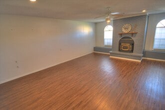 8212 Tina Dr NE in Albuquerque, NM - Building Photo - Building Photo