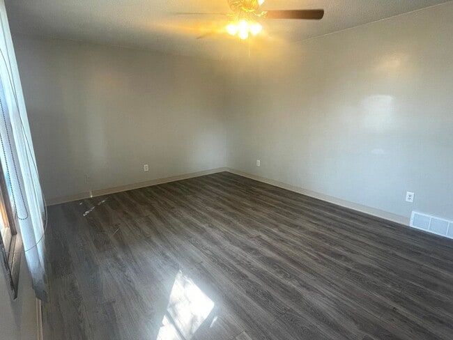 2520 Blackstone Rd in Gering, NE - Building Photo - Building Photo