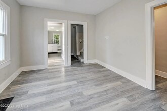 130 Gillette Ave in Louisville, KY - Foto de edificio - Building Photo