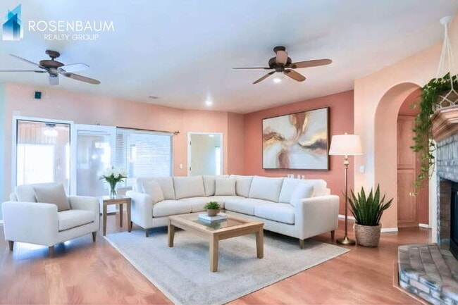 property at 15310 S Kline Pl