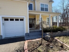 30 Copper Rock Rd in Walden, NY - Building Photo - Building Photo